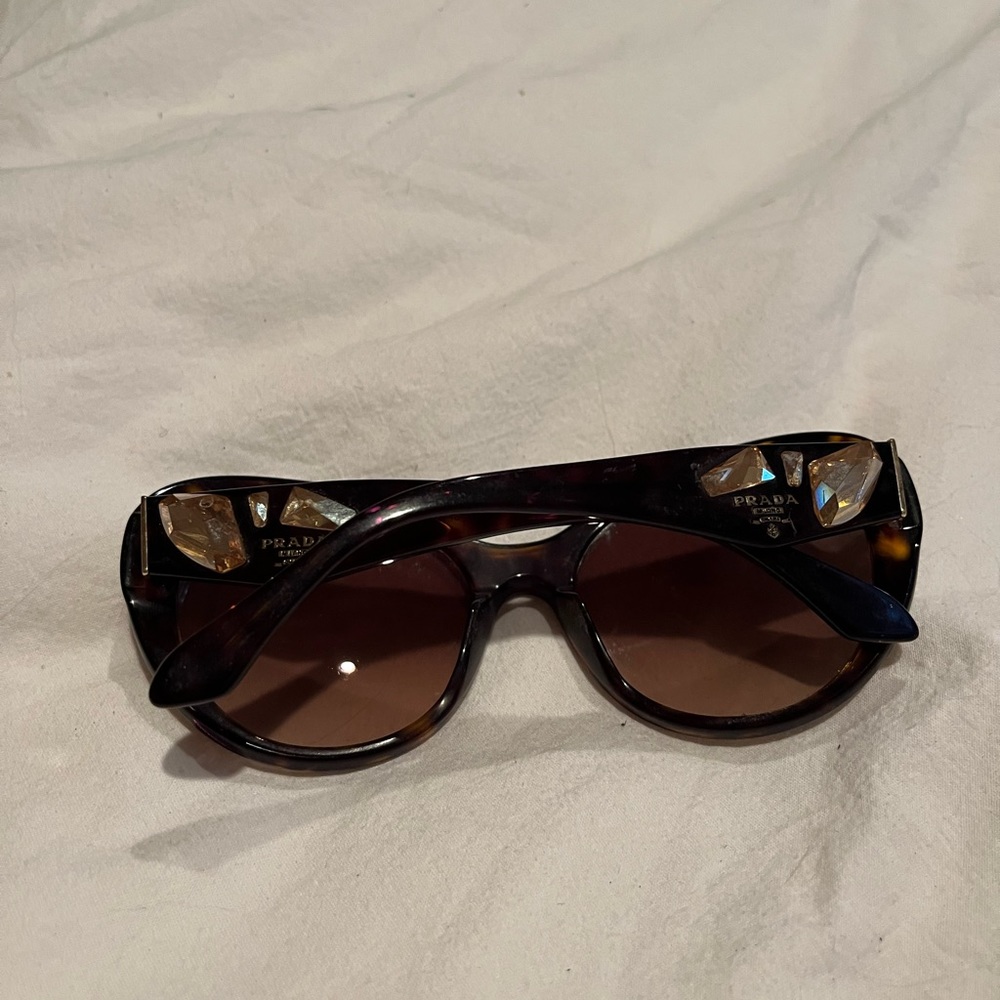 Prada Tortoise Shell Round Sunglasses Women’s Bej… - image 2